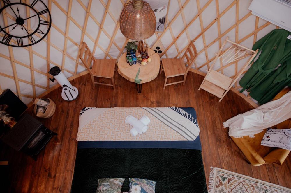 Jurty Z Widokiem, Prywatna Balia- Dzikolas Glamping Krasnobród Екстериор снимка
