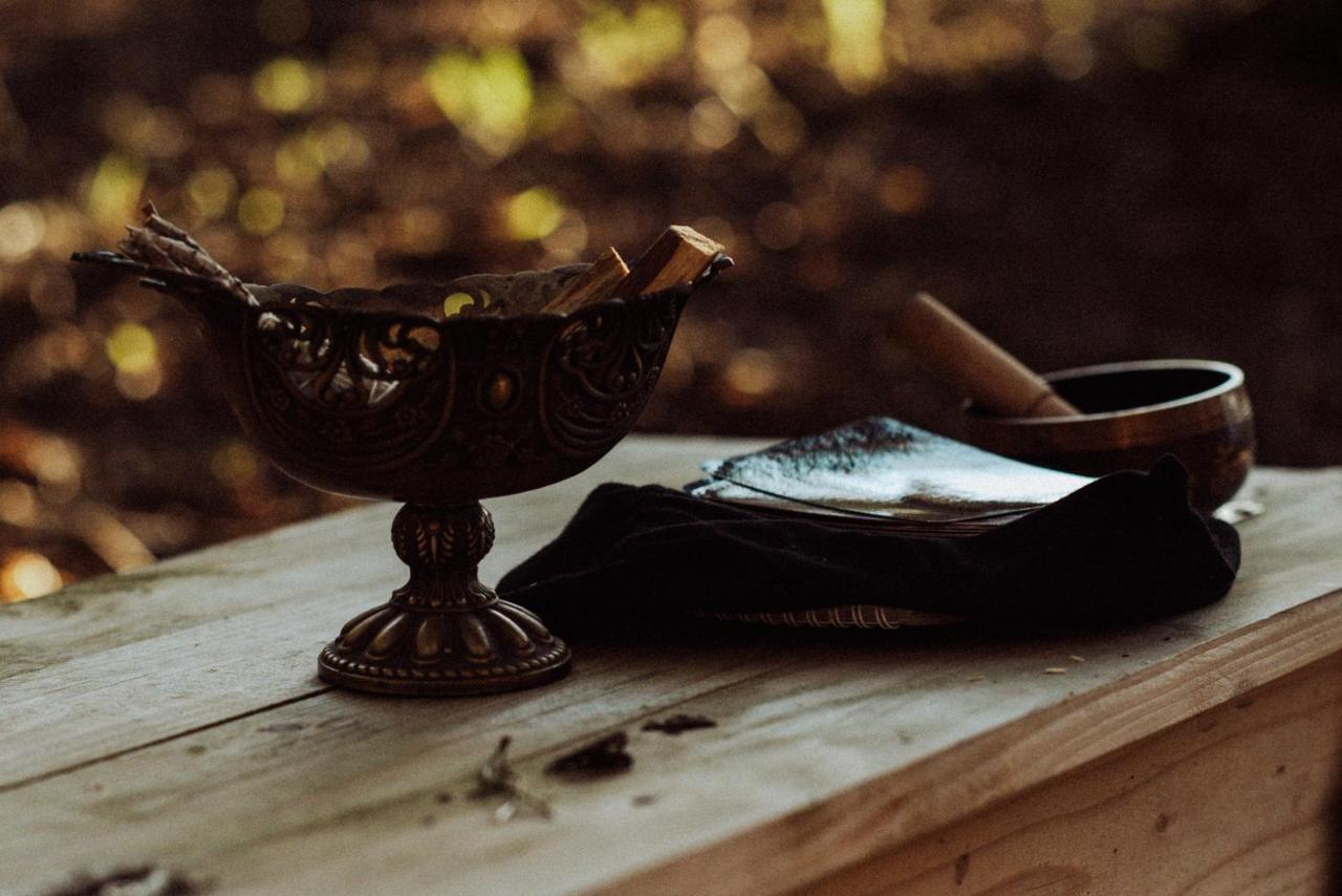 Jurty Z Widokiem, Prywatna Balia- Dzikolas Glamping Krasnobród Екстериор снимка